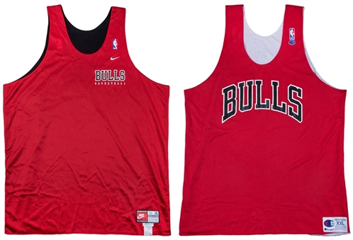 Lot of (2) Jason Caffey Practice Used Chicago Bulls Practice Jerseys (Caffey LOA)